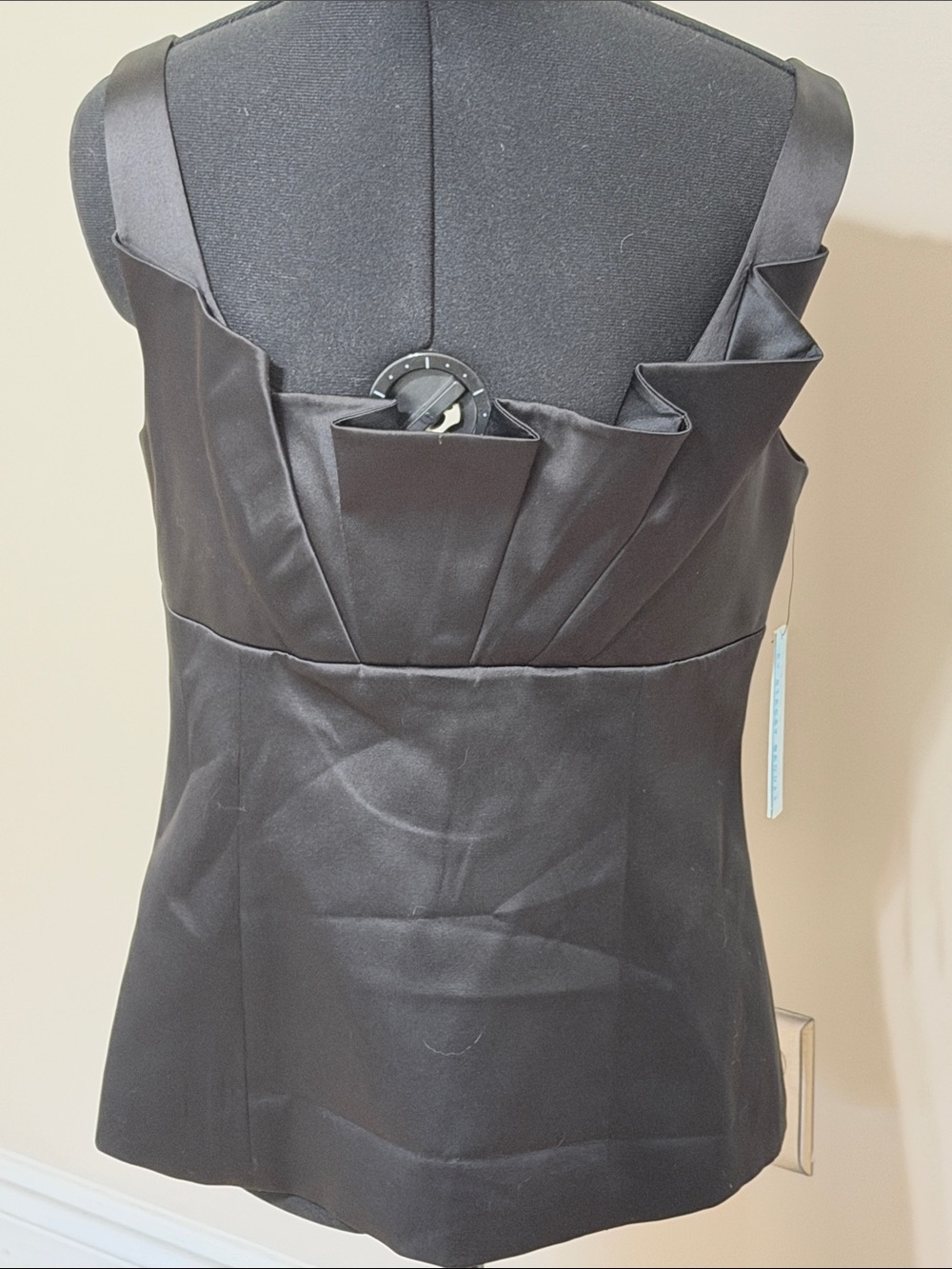 🆕 ALICE + OLIVIA Black Satin Pleated Bustier Tank Top Sleeveless Blouse